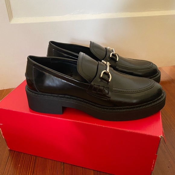 NWOT Zara Platform Loafers - Picture 2 of 5